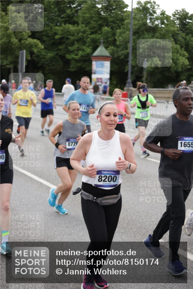 29.06.2025 - hella hamburg halbmarathon Jannik Wohlers http://msf.ph/oto/8150174 29.06.2025 10:50:31 Lombardsbrücke 1129, 1208, 2200, 2358, 2859, 3184, 3229, 3647, 4771, 4848, 5286, 5289, 6178, 7133, 7141, 7161, 7770, 7771, 7825, 8200, 8779, 8986, 9168, 10029, 10437, 10552, 10614, 10636, 11052, 11252, 11577, 12392, 12393, 12800, 13468, 13522, 13981, 14010, 14534, 14640, 14767, 14773, 15250, 15464, 16500, 16501, 16553, 16727, 16729, 16904, 17295, 17337, 17648, 17735 meine-sportfotos.de