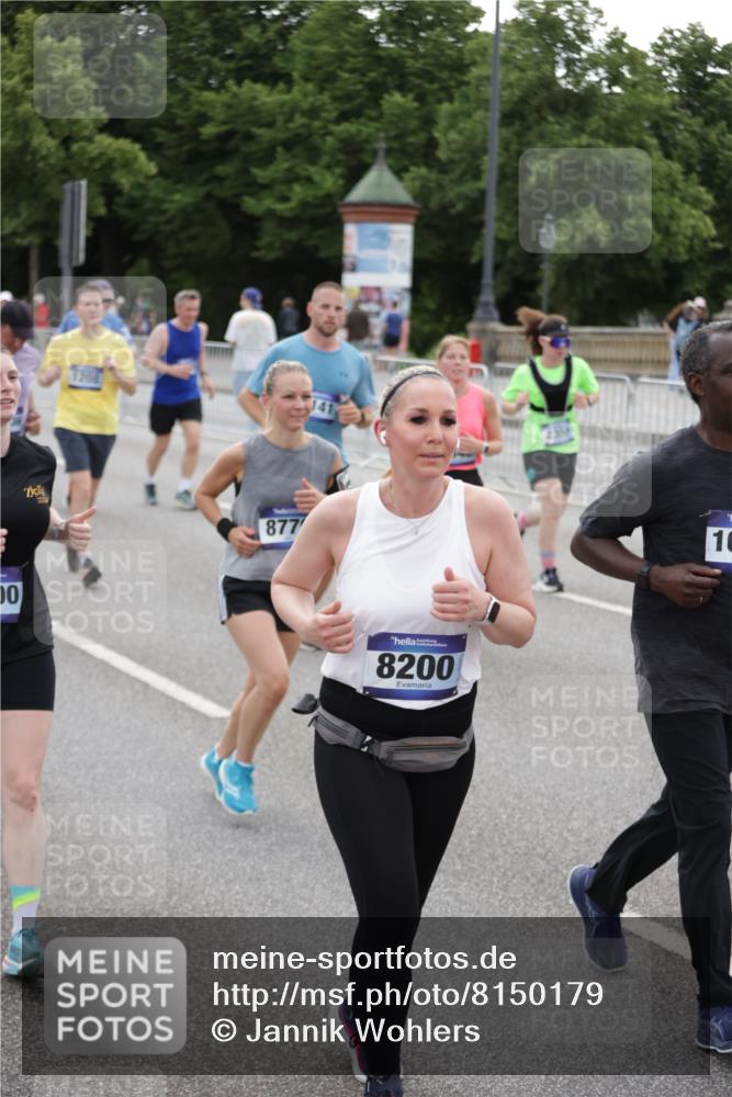 29.06.2025 - hella hamburg halbmarathon Jannik Wohlers http://msf.ph/oto/8150179 29.06.2025 10:50:32 Lombardsbrücke 1129, 1208, 2200, 2358, 2859, 3229, 4771, 4848, 5286, 5289, 6178, 7133, 7141, 7161, 7770, 7771, 7825, 8200, 8779, 8986, 10029, 10437, 10552, 10614, 10636, 11052, 11252, 11577, 11971, 12301, 12392, 12393, 12800, 13468, 13522, 13981, 14010, 14534, 14640, 14767, 14773, 15250, 15464, 16500, 16501, 16553, 16727, 16729, 16904, 17295, 17337, 17648, 17735 meine-sportfotos.de