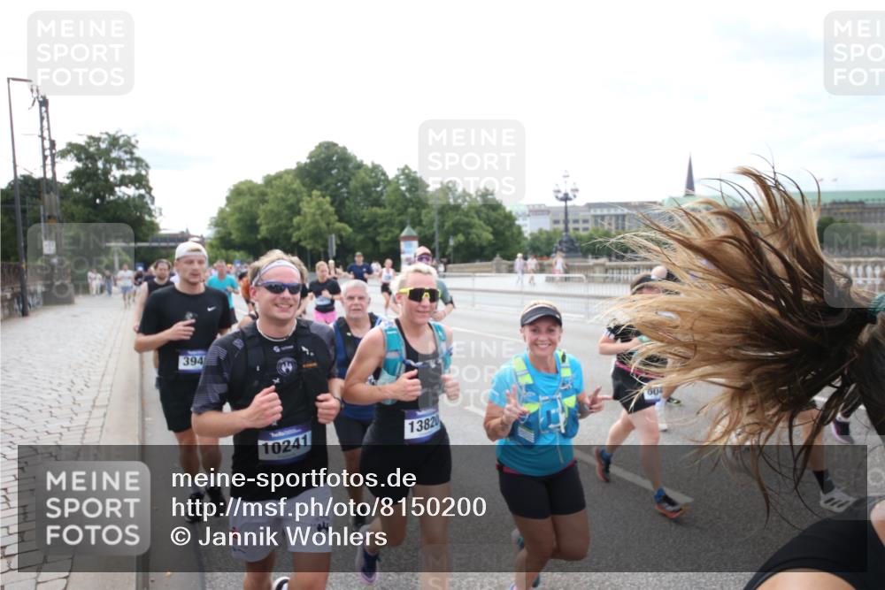 29.06.2025 - hella hamburg halbmarathon Jannik Wohlers http://msf.ph/oto/8150200 29.06.2025 10:22:01 Lombardsbrücke 1187, 1419, 1598, 2022, 2351, 2886, 3108, 3430, 3457, 3511, 3910, 3946, 4113, 4114, 4131, 4556, 4559, 4829, 4969, 4970, 5079, 5838, 6030, 6048, 6049, 6303, 6307, 6347, 6820, 6826, 6899, 7097, 7794, 8511, 8855, 8884, 8931, 9204, 9516, 9598, 10065, 10241, 10432, 10573, 10663, 10917, 10961, 11046, 11440, 12933, 13248, 13369, 13460, 13472, 13820, 13963, 14079, 14240, 14314, 14333, 14334, 14442, 14901, 14903, 14906, 14980, 15114, 19154 meine-sportfotos.de