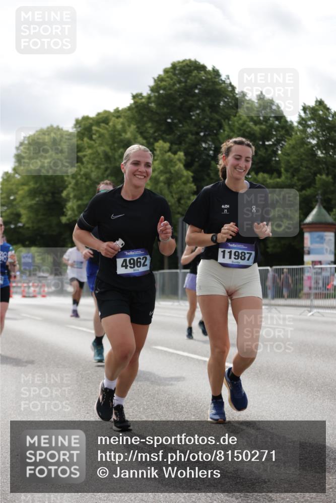 29.06.2025 - hella hamburg halbmarathon Jannik Wohlers http://msf.ph/oto/8150271 29.06.2025 10:13:39 Lombardsbrücke 1194, 1480, 1890, 4032, 4962, 6287, 6710, 8057, 9886, 10442, 10443, 11987, 12938, 13788, 15482, 15840, 17439, 17985, 18041, 18236, 18239 meine-sportfotos.de