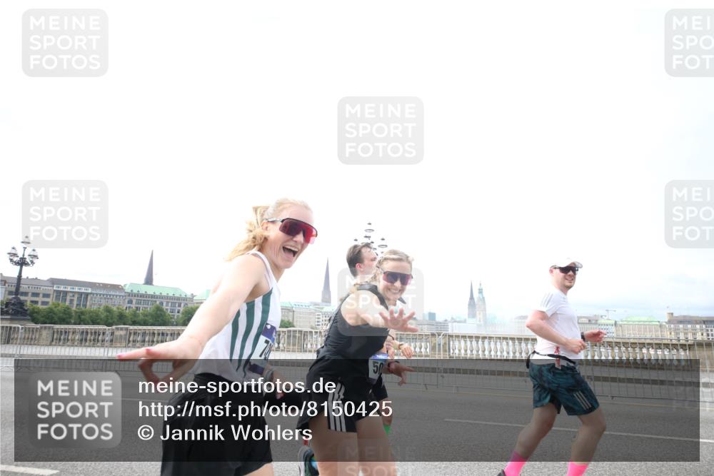 29.06.2025 - hella hamburg halbmarathon Jannik Wohlers http://msf.ph/oto/8150425 29.06.2025 10:23:46 Lombardsbrücke 1005, 1009, 1389, 1444, 3013, 3185, 3285, 3579, 4597, 4684, 4719, 4993, 5039, 5258, 5260, 5954, 6524, 6526, 7013, 7426, 7528, 7920, 8141, 8167, 8187, 8297, 8717, 9063, 11306, 11347, 11415, 12210, 13711, 14433, 14439, 14824, 15352, 15456, 16345, 16861, 17147, 17262, 17414, 17559, 17560, 17595, 18109, 18132, 18210 meine-sportfotos.de
