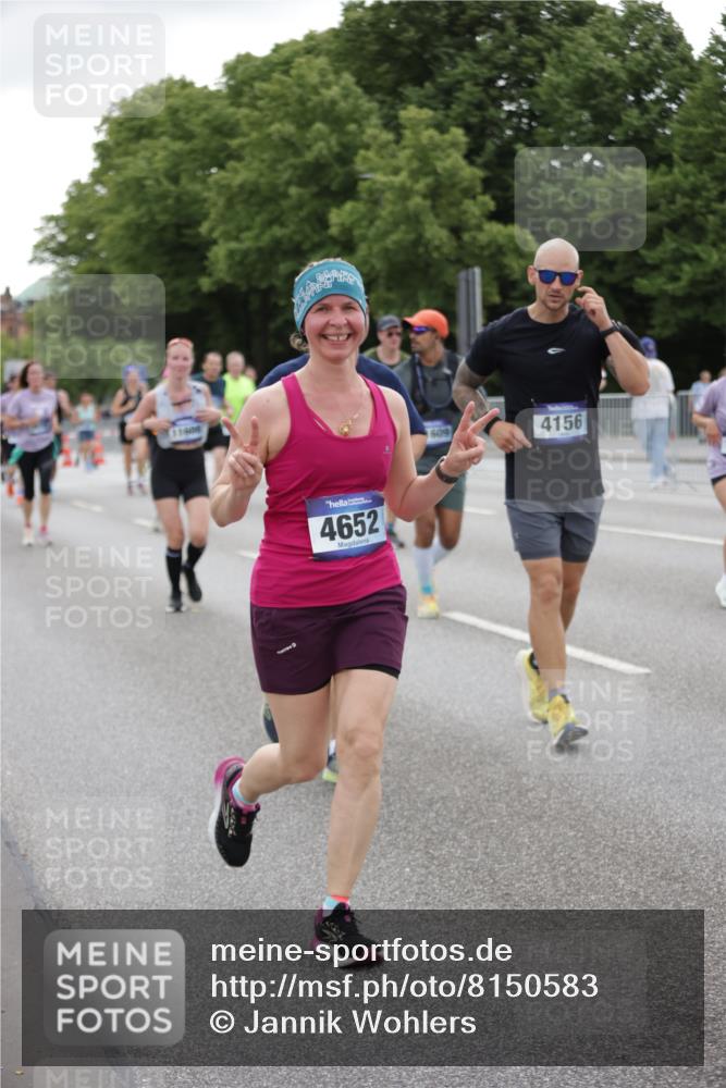 29.06.2025 - hella hamburg halbmarathon Jannik Wohlers http://msf.ph/oto/8150583 29.06.2025 10:50:54 Lombardsbrücke 1203, 1404, 1478, 1617, 2202, 2380, 2484, 2485, 3934, 4156, 4652, 4713, 4878, 4920, 5357, 5394, 5530, 6961, 7012, 7769, 8040, 8410, 8672, 9166, 9167, 9582, 9583, 9763, 11034, 11575, 11608, 11609, 13079, 14127, 14152, 15776, 16258, 16427, 16633, 16642, 16678, 16928, 17079, 19098, 19106 meine-sportfotos.de