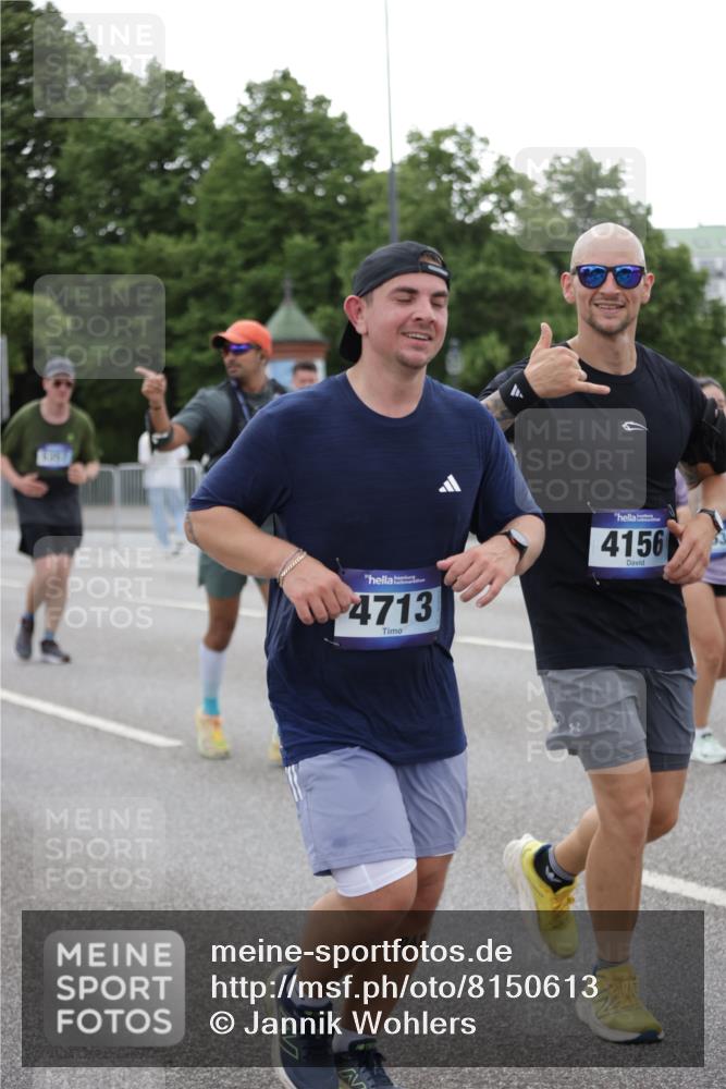 29.06.2025 - hella hamburg halbmarathon Jannik Wohlers http://msf.ph/oto/8150613 29.06.2025 10:50:55 Lombardsbrücke 1478, 1617, 2202, 2380, 2484, 2485, 3934, 4156, 4652, 4713, 4878, 4920, 5357, 5394, 5530, 6961, 7012, 7769, 8040, 8410, 8672, 9166, 9167, 9582, 9583, 9763, 11034, 11575, 11608, 11609, 13079, 14127, 14152, 15776, 16258, 16427, 16633, 16642, 16678, 16928, 17079, 19098, 19106 meine-sportfotos.de
