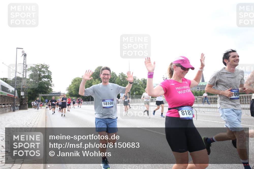 29.06.2025 - hella hamburg halbmarathon Jannik Wohlers http://msf.ph/oto/8150683 29.06.2025 10:23:53 Lombardsbrücke 1005, 1009, 1064, 1389, 2132, 2477, 3185, 3285, 3579, 3786, 4162, 4464, 4684, 4719, 4993, 6478, 6524, 6526, 7528, 7920, 7975, 8167, 8187, 8297, 9063, 11306, 12210, 13380, 13573, 13711, 14143, 14433, 14439, 14824, 15352, 15456, 16345, 16861, 17147, 17262, 17414, 17559, 17560, 18077, 18109, 18132, 18210 meine-sportfotos.de