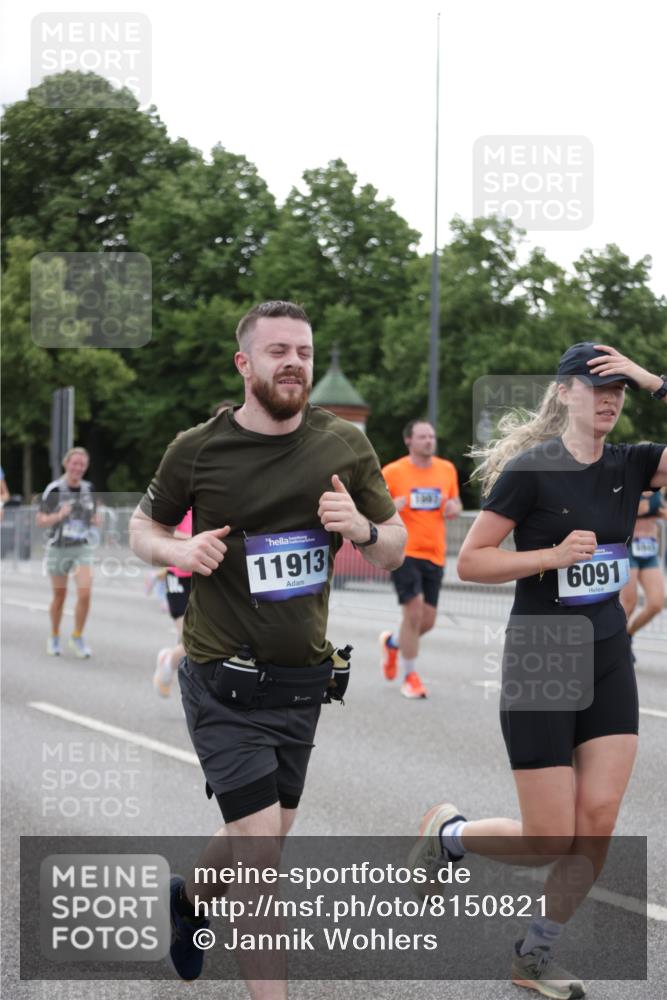 29.06.2025 - hella hamburg halbmarathon Jannik Wohlers http://msf.ph/oto/8150821 29.06.2025 10:51:08 Lombardsbrücke 1617, 1997, 2308, 2484, 2485, 2593, 2736, 2778, 3240, 4748, 4808, 4878, 5291, 5357, 5394, 5716, 5717, 6007, 6091, 6885, 6945, 6954, 6961, 7769, 7841, 7871, 7992, 8040, 8125, 8399, 8672, 9340, 9462, 9582, 9583, 9763, 10496, 11034, 11268, 11575, 11875, 11913, 12766, 13079, 13598, 13710, 13769, 15092, 15776, 16258, 16595, 16642, 16678, 16807, 17641, 19106 meine-sportfotos.de