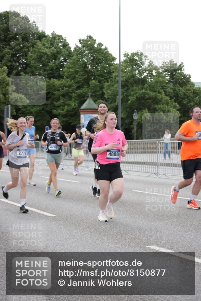 29.06.2025 - hella hamburg halbmarathon Jannik Wohlers http://msf.ph/oto/8150877 29.06.2025 10:51:09 Lombardsbrücke 1617, 1997, 2308, 2484, 2485, 2593, 2736, 2778, 3240, 3991, 4748, 4808, 4878, 5291, 5394, 5716, 5717, 6007, 6091, 6885, 6945, 6954, 6961, 7769, 7841, 7871, 7992, 8040, 8125, 8399, 9340, 9462, 9582, 9583, 9763, 10496, 11034, 11268, 11575, 11875, 11913, 12766, 13079, 13598, 13710, 13769, 15092, 15776, 16258, 16595, 16642, 16678, 16807, 17641, 19106 meine-sportfotos.de