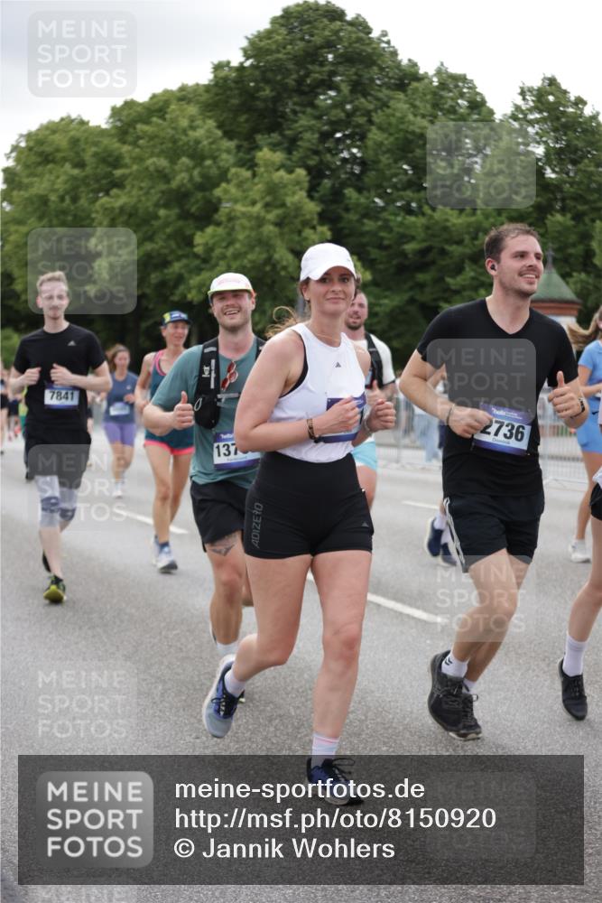 29.06.2025 - hella hamburg halbmarathon Jannik Wohlers http://msf.ph/oto/8150920 29.06.2025 10:51:10 Lombardsbrücke 1617, 1997, 2308, 2484, 2485, 2593, 2736, 2778, 3240, 3991, 4748, 4808, 4878, 5291, 5394, 5716, 5717, 6007, 6091, 6885, 6945, 6954, 7769, 7841, 7871, 7992, 8125, 8399, 9340, 9462, 9582, 9583, 9763, 10496, 10521, 11034, 11268, 11575, 11875, 11913, 12766, 13079, 13598, 13710, 13769, 15092, 15776, 16258, 16595, 16642, 16807, 17641, 19106 meine-sportfotos.de