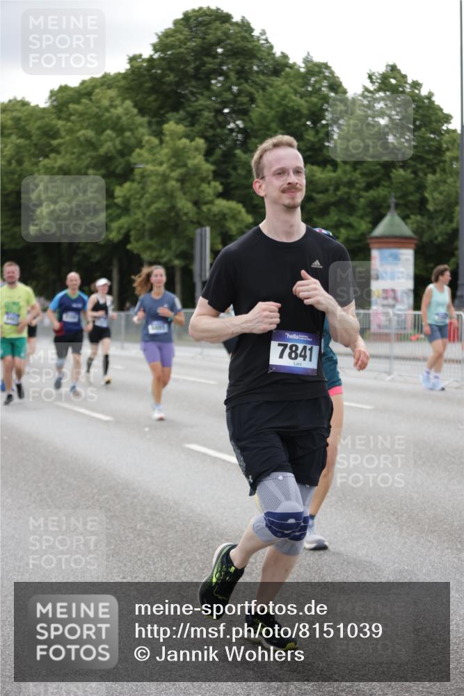 29.06.2025 - hella hamburg halbmarathon Jannik Wohlers http://msf.ph/oto/8151039 29.06.2025 10:51:12 Lombardsbrücke 1997, 2308, 2484, 2485, 2593, 2736, 2778, 3240, 3991, 4748, 4808, 4878, 5291, 5394, 5716, 5717, 6007, 6091, 6885, 6945, 6947, 6954, 7769, 7841, 7871, 7992, 8125, 8399, 9340, 9462, 9582, 9583, 9763, 10496, 10521, 10830, 11268, 11575, 11875, 11913, 12766, 13079, 13598, 13710, 13769, 15092, 15776, 16595, 16642, 16807, 17641, 19106 meine-sportfotos.de