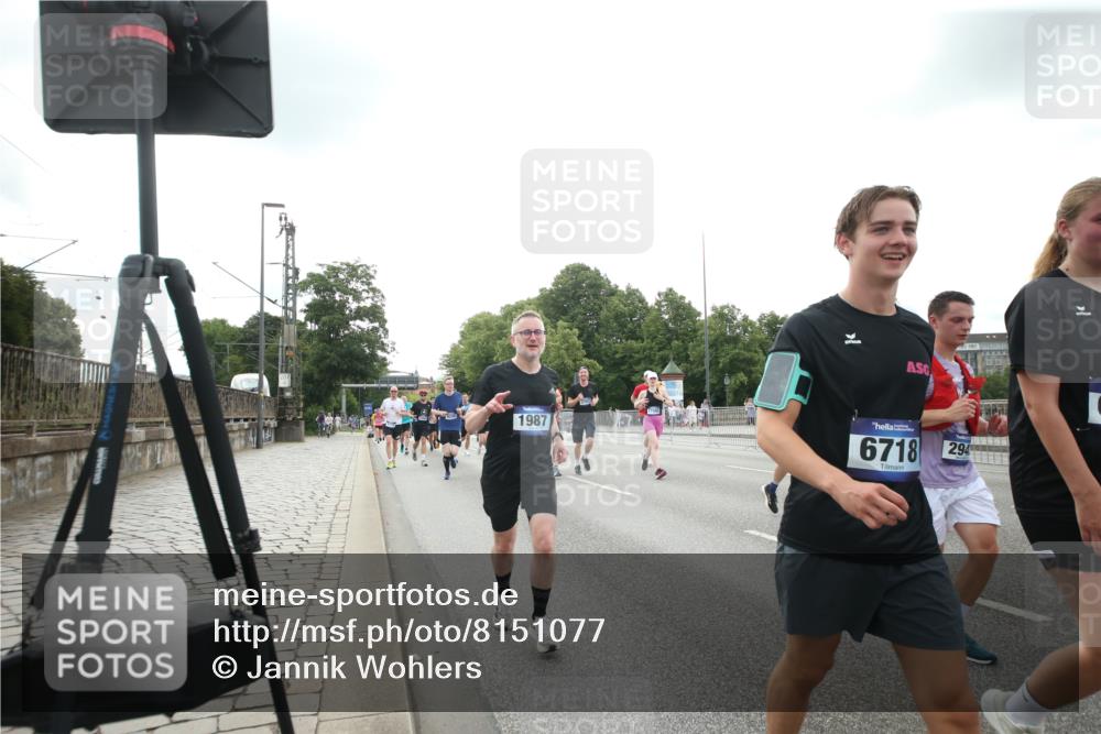 29.06.2025 - hella hamburg halbmarathon Jannik Wohlers http://msf.ph/oto/8151077 29.06.2025 10:31:51 Lombardsbrücke 1311, 1987, 2349, 2943, 3022, 3365, 3707, 3778, 3822, 4314, 4365, 4605, 4857, 4924, 5496, 5658, 5743, 6218, 6252, 7135, 7239, 7344, 7535, 7570, 7789, 8124, 8127, 8175, 8787, 8914, 8993, 9125, 9206, 9706, 9765, 10248, 10828, 10924, 11168, 11225, 11362, 11462, 11787, 11972, 12136, 12443, 12936, 13284, 13423, 13959, 13960, 14029, 14099, 14105, 14191, 14494, 14599, 15120, 15364, 15471, 15987, 16200, 17958, 18369, 18931 meine-sportfotos.de