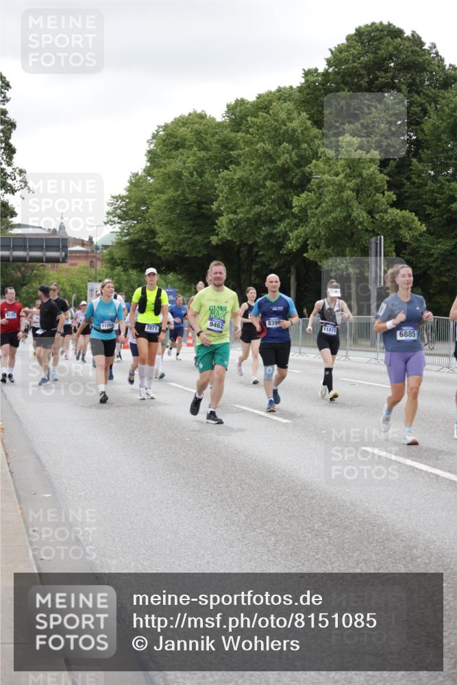 29.06.2025 - hella hamburg halbmarathon Jannik Wohlers http://msf.ph/oto/8151085 29.06.2025 10:51:14 Lombardsbrücke 1997, 2308, 2593, 2736, 2778, 3240, 3991, 4748, 4808, 4878, 5291, 5394, 5534, 5716, 5717, 6007, 6091, 6885, 6945, 6947, 6954, 7769, 7841, 7871, 7992, 8125, 8399, 9340, 9462, 10496, 10521, 10693, 10830, 11268, 11875, 11913, 12766, 13151, 13152, 13598, 13710, 13769, 15092, 16595, 16642, 16807, 17364, 17641 meine-sportfotos.de