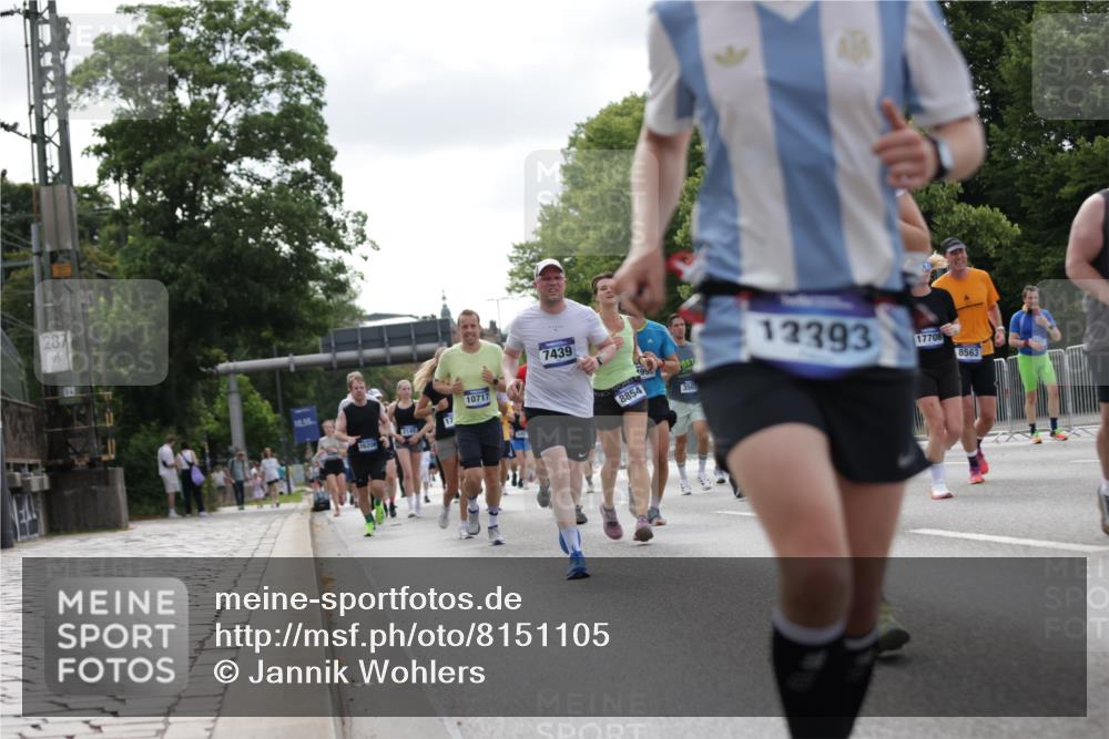29.06.2025 - hella hamburg halbmarathon Jannik Wohlers http://msf.ph/oto/8151105 29.06.2025 10:14:30 Lombardsbrücke 1071, 1379, 1575, 2046, 2140, 2601, 2690, 3025, 3454, 3507, 3509, 3691, 3844, 4641, 5608, 5800, 5981, 6181, 6248, 6935, 7195, 7439, 8055, 8239, 8275, 8522, 8563, 8755, 8854, 9113, 9173, 9556, 9709, 9911, 10391, 10589, 10717, 10963, 11271, 11611, 11643, 12634, 13212, 13366, 13386, 13393, 13674, 13683, 14015, 14195, 14452, 14497, 14999, 15037, 15038, 15700, 16208, 16419, 17296, 17453, 17708, 17847, 18015, 18176 meine-sportfotos.de