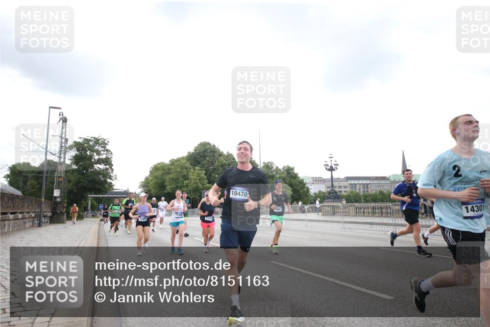 29.06.2025 - hella hamburg halbmarathon Jannik Wohlers http://msf.ph/oto/8151163 29.06.2025 10:32:18 Lombardsbrücke 1199, 1237, 2059, 3422, 3660, 3670, 3753, 4446, 5783, 5871, 6228, 7308, 7309, 7387, 7531, 7633, 7749, 7750, 9010, 9188, 10013, 10048, 10203, 10277, 10354, 10470, 10624, 10770, 11076, 11248, 12470, 12508, 13335, 14301, 15071, 15171, 15847, 15997, 16129, 16187, 16502, 16898, 16999, 17041, 17102, 17167, 17508, 18069, 18502, 18706, 18927, 19156 meine-sportfotos.de
