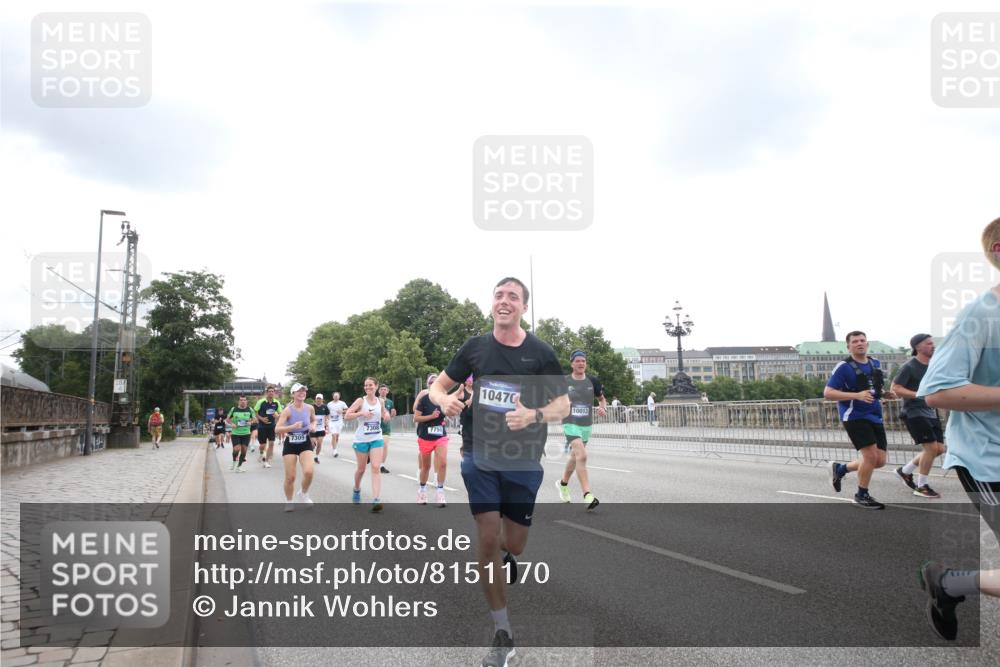 29.06.2025 - hella hamburg halbmarathon Jannik Wohlers http://msf.ph/oto/8151170 29.06.2025 10:32:18 Lombardsbrücke 1199, 1237, 2059, 3422, 3660, 3670, 3753, 4446, 5783, 5871, 6228, 7308, 7309, 7387, 7531, 7633, 7749, 7750, 9010, 9188, 10013, 10048, 10203, 10277, 10354, 10470, 10624, 10770, 11076, 11248, 12470, 12508, 13335, 14301, 15071, 15171, 15847, 15997, 16129, 16187, 16502, 16898, 16999, 17041, 17102, 17167, 17508, 18069, 18502, 18706, 18927, 19156 meine-sportfotos.de