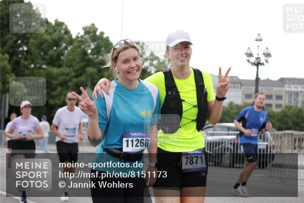 29.06.2025 - hella hamburg halbmarathon Jannik Wohlers http://msf.ph/oto/8151173 29.06.2025 10:51:24 Lombardsbrücke 2593, 3240, 3991, 5291, 5534, 6007, 6604, 6885, 6947, 7682, 8399, 9220, 9340, 9462, 9590, 9594, 9673, 10521, 10533, 10693, 10830, 11101, 11875, 12065, 13151, 13152, 14937, 14959, 15128, 16015, 17364, 17429, 17641, 17902, 18615, 18780, 18975 meine-sportfotos.de