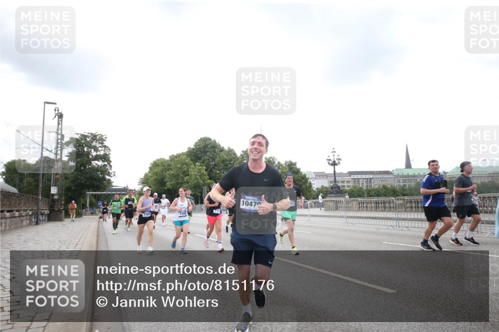 29.06.2025 - hella hamburg halbmarathon Jannik Wohlers http://msf.ph/oto/8151176 29.06.2025 10:32:18 Lombardsbrücke 1199, 1237, 2059, 3422, 3660, 3670, 3753, 4446, 5783, 5871, 6228, 7308, 7309, 7387, 7531, 7633, 7749, 7750, 9010, 9188, 10013, 10048, 10203, 10277, 10354, 10470, 10624, 10770, 11076, 11248, 12470, 12508, 13335, 14301, 15071, 15171, 15847, 15997, 16129, 16187, 16502, 16898, 16999, 17041, 17102, 17167, 17508, 18069, 18502, 18706, 18927, 19156 meine-sportfotos.de