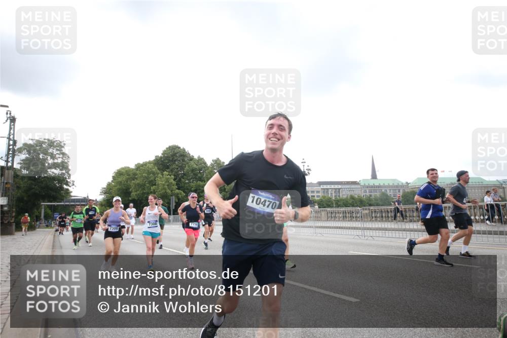 29.06.2025 - hella hamburg halbmarathon Jannik Wohlers http://msf.ph/oto/8151201 29.06.2025 10:32:18 Lombardsbrücke 1199, 1237, 2059, 3422, 3660, 3670, 3753, 4446, 5783, 5871, 6228, 7308, 7309, 7387, 7531, 7633, 7749, 7750, 9010, 9188, 10013, 10048, 10203, 10277, 10354, 10470, 10624, 10770, 11076, 11248, 12470, 12508, 13335, 14301, 15071, 15171, 15847, 15997, 16129, 16187, 16502, 16898, 16999, 17041, 17102, 17167, 17508, 18069, 18502, 18706, 18927, 19156 meine-sportfotos.de
