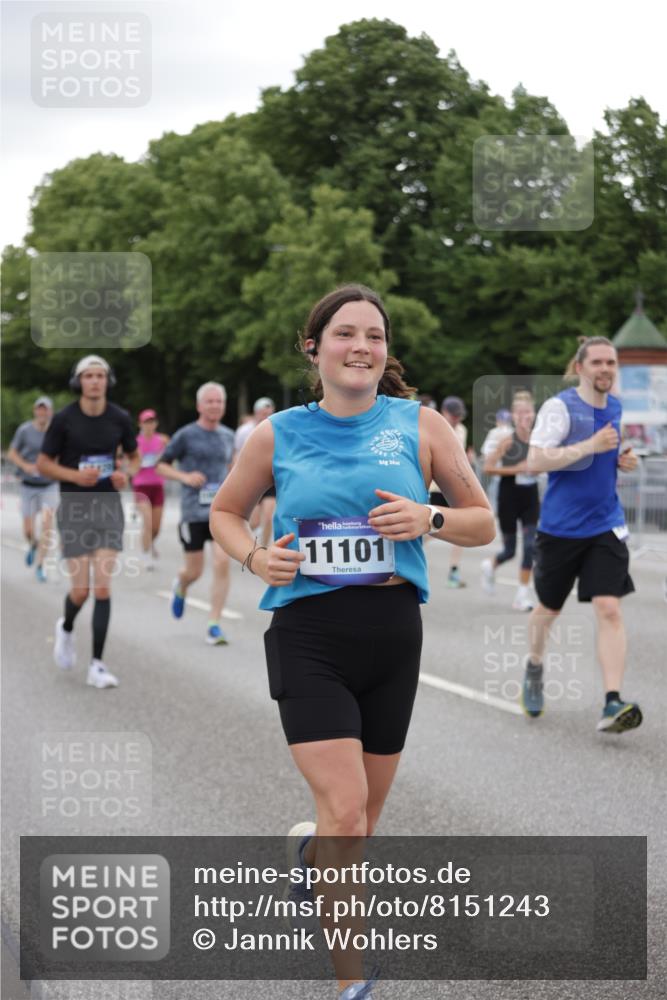 29.06.2025 - hella hamburg halbmarathon Jannik Wohlers http://msf.ph/oto/8151243 29.06.2025 10:51:32 Lombardsbrücke 1418, 1978, 3038, 4598, 4606, 5062, 5534, 6456, 6604, 6947, 7682, 8250, 8251, 8621, 9220, 9460, 9590, 9594, 9673, 9730, 10533, 10673, 10693, 10830, 11101, 11375, 12065, 12510, 12969, 13151, 13152, 14720, 14937, 14959, 15128, 16015, 16234, 17253, 17277, 17364, 17429, 17902, 18078, 18615, 18780, 18975 meine-sportfotos.de