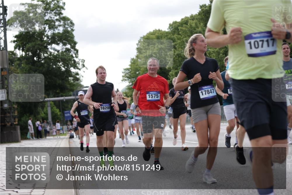 29.06.2025 - hella hamburg halbmarathon Jannik Wohlers http://msf.ph/oto/8151249 29.06.2025 10:14:34 Lombardsbrücke 1071, 1296, 1379, 1575, 1745, 2046, 2140, 2601, 2690, 3025, 3454, 3507, 3509, 3691, 3844, 4495, 4641, 5608, 5800, 6181, 6248, 7195, 7439, 7881, 8055, 8239, 8275, 8522, 8563, 8609, 8854, 9113, 9173, 9911, 9975, 10391, 10589, 10717, 10963, 11271, 11598, 11611, 11643, 11683, 12634, 13212, 13393, 13683, 14015, 14195, 14452, 14497, 14617, 14999, 15037, 15038, 15700, 16208, 16419, 17128, 17708, 17847, 18015, 18176 meine-sportfotos.de