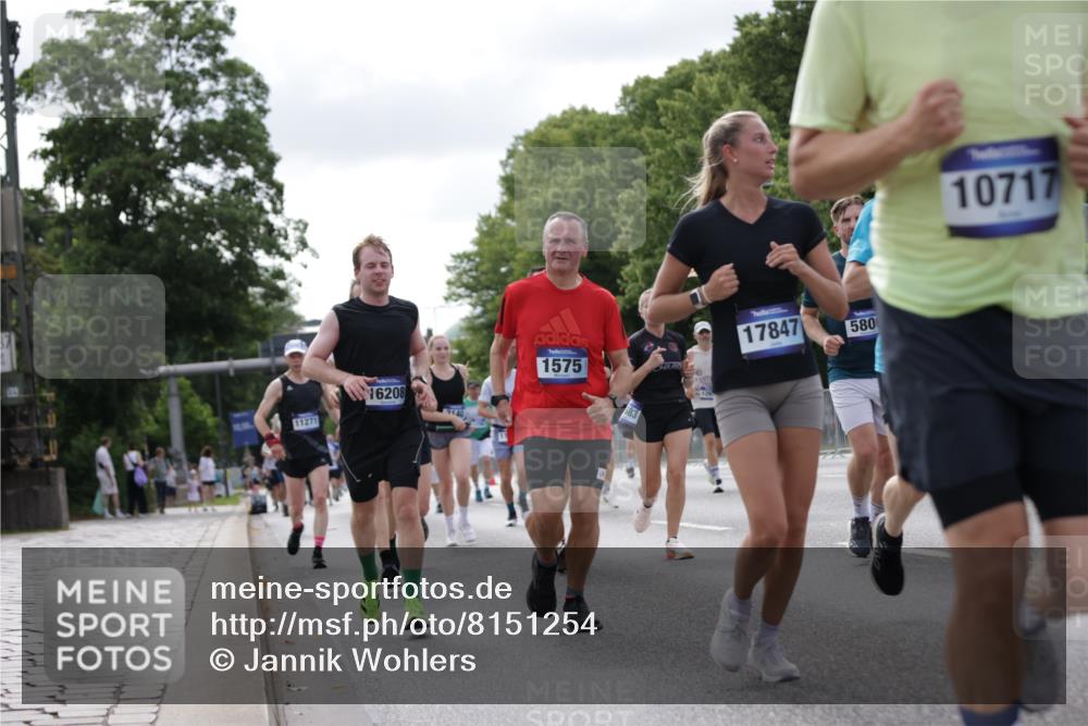 29.06.2025 - hella hamburg halbmarathon Jannik Wohlers http://msf.ph/oto/8151254 29.06.2025 10:14:34 Lombardsbrücke 1071, 1296, 1379, 1575, 1745, 2046, 2140, 2601, 2690, 3025, 3454, 3507, 3509, 3691, 3844, 4495, 4641, 5608, 5800, 6181, 6248, 7195, 7439, 7881, 8055, 8239, 8275, 8522, 8563, 8609, 8854, 9113, 9173, 9911, 9975, 10391, 10589, 10717, 10963, 11271, 11598, 11611, 11643, 11683, 12634, 13212, 13393, 13683, 14015, 14195, 14452, 14497, 14617, 14999, 15037, 15038, 15700, 16208, 16419, 17128, 17708, 17847, 18015, 18176 meine-sportfotos.de