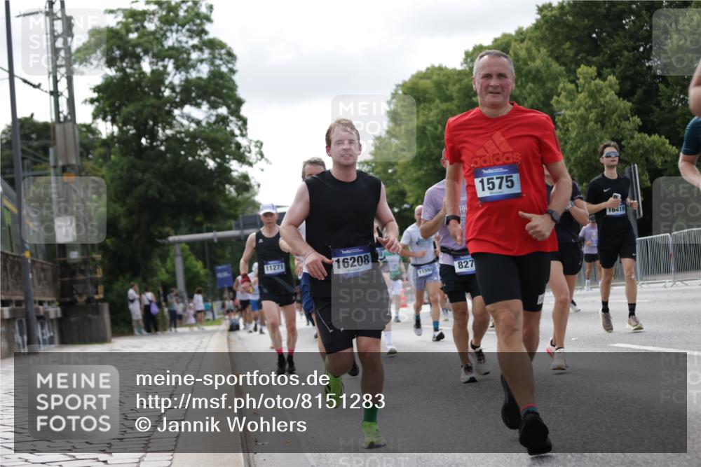 29.06.2025 - hella hamburg halbmarathon Jannik Wohlers http://msf.ph/oto/8151283 29.06.2025 10:14:35 Lombardsbrücke 1071, 1296, 1379, 1575, 1745, 2046, 2140, 2601, 2690, 3025, 3454, 3507, 3509, 3844, 4495, 4641, 5608, 5800, 6181, 6248, 7195, 7439, 7881, 8055, 8237, 8239, 8275, 8522, 8563, 8609, 8854, 9113, 9173, 9911, 9975, 10589, 10717, 10963, 11271, 11598, 11611, 11643, 11683, 12634, 13212, 13393, 13683, 14015, 14195, 14452, 14497, 14617, 14999, 15037, 15038, 15700, 16208, 16419, 17128, 17708, 17847, 18015, 18176 meine-sportfotos.de
