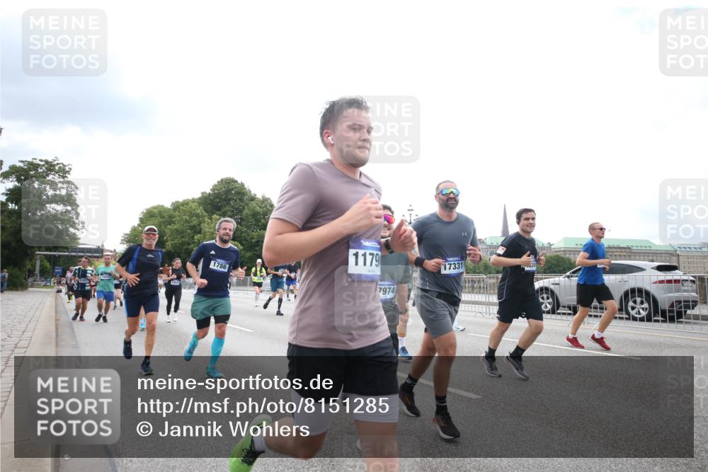 29.06.2025 - hella hamburg halbmarathon Jannik Wohlers http://msf.ph/oto/8151285 29.06.2025 10:35:12 Lombardsbrücke 1336, 1730, 1786, 1821, 2001, 2425, 2787, 3243, 4333, 4703, 4704, 4902, 4965, 5147, 5240, 5793, 6381, 6746, 6867, 7382, 8567, 9342, 9470, 9803, 9806, 9819, 10565, 10652, 12026, 12851, 13240, 13505, 13805, 13899, 14402, 14684, 15032, 16710, 17289, 17331, 17689, 17817, 17868, 17883, 17974, 17996, 17998, 18036, 18292, 18361, 18524, 18912 meine-sportfotos.de