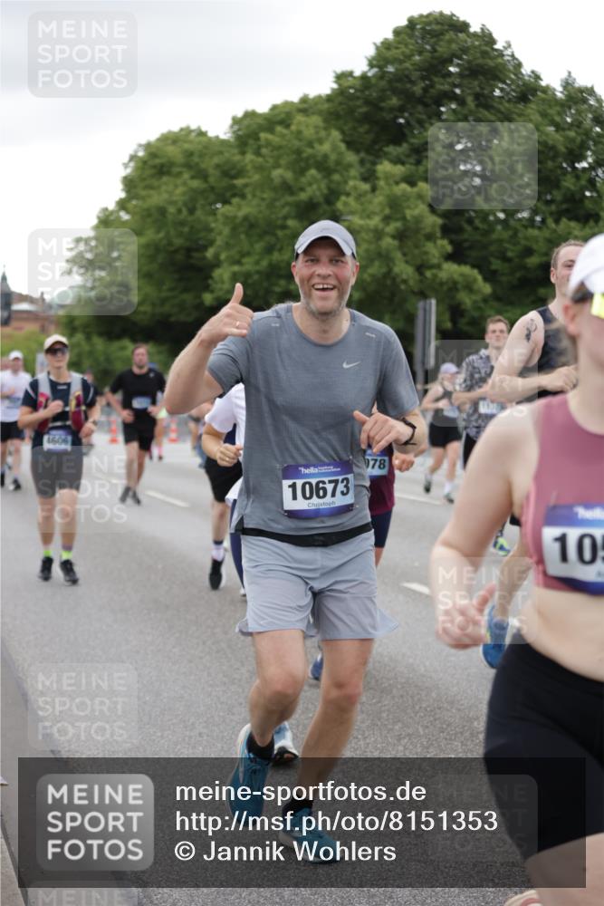 29.06.2025 - hella hamburg halbmarathon Jannik Wohlers http://msf.ph/oto/8151353 29.06.2025 10:51:37 Lombardsbrücke 1418, 1978, 3038, 4087, 4273, 4598, 4606, 5062, 6456, 6604, 6985, 7682, 8250, 8251, 8621, 9220, 9460, 9590, 9594, 9673, 9730, 10533, 10673, 11101, 11375, 12510, 12969, 14235, 14720, 15128, 16015, 16234, 17253, 17277, 17429, 17902, 18078, 18221, 18615, 18780, 18975 meine-sportfotos.de
