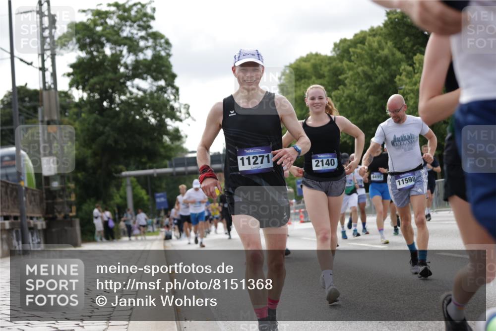 29.06.2025 - hella hamburg halbmarathon Jannik Wohlers http://msf.ph/oto/8151368 29.06.2025 10:14:38 Lombardsbrücke 1071, 1296, 1379, 1575, 1745, 2140, 2281, 2601, 2690, 3025, 3507, 3509, 3513, 3844, 4495, 4641, 5608, 5800, 6181, 6248, 6317, 7195, 7439, 7881, 8237, 8239, 8275, 8522, 8563, 8609, 8854, 9113, 9911, 9975, 10589, 10717, 10963, 11271, 11598, 11611, 11643, 11683, 12634, 13393, 13683, 13881, 14195, 14452, 14617, 14999, 15037, 15038, 16208, 16419, 17128, 17708, 17847, 18015, 18176 meine-sportfotos.de