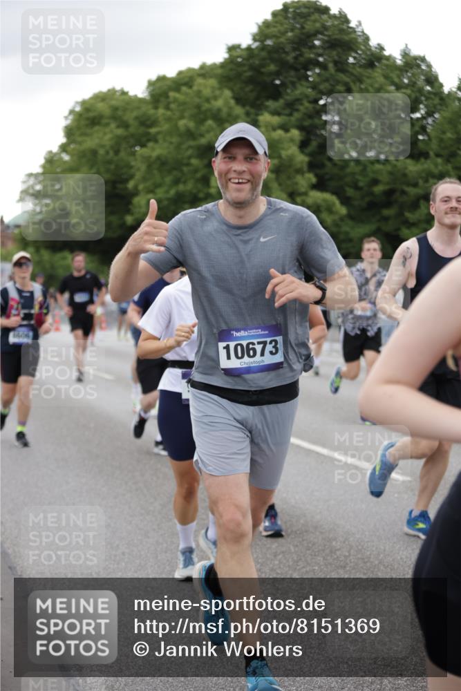 29.06.2025 - hella hamburg halbmarathon Jannik Wohlers http://msf.ph/oto/8151369 29.06.2025 10:51:37 Lombardsbrücke 1418, 1978, 3038, 4087, 4273, 4598, 4606, 5062, 6456, 6604, 6985, 7682, 8250, 8251, 8621, 9220, 9460, 9590, 9594, 9673, 9730, 10533, 10673, 11101, 11375, 12510, 12969, 14235, 14720, 15128, 16015, 16234, 17253, 17277, 17429, 17902, 18078, 18221, 18615, 18780, 18975 meine-sportfotos.de