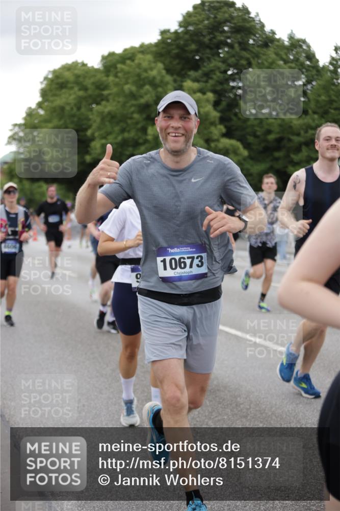 29.06.2025 - hella hamburg halbmarathon Jannik Wohlers http://msf.ph/oto/8151374 29.06.2025 10:51:37 Lombardsbrücke 1418, 1978, 3038, 4087, 4273, 4598, 4606, 5062, 6456, 6604, 6985, 7682, 8250, 8251, 8621, 9220, 9460, 9590, 9594, 9673, 9730, 10533, 10673, 11101, 11375, 12510, 12969, 14235, 14720, 15128, 16015, 16234, 17253, 17277, 17429, 17902, 18078, 18221, 18615, 18780, 18975 meine-sportfotos.de