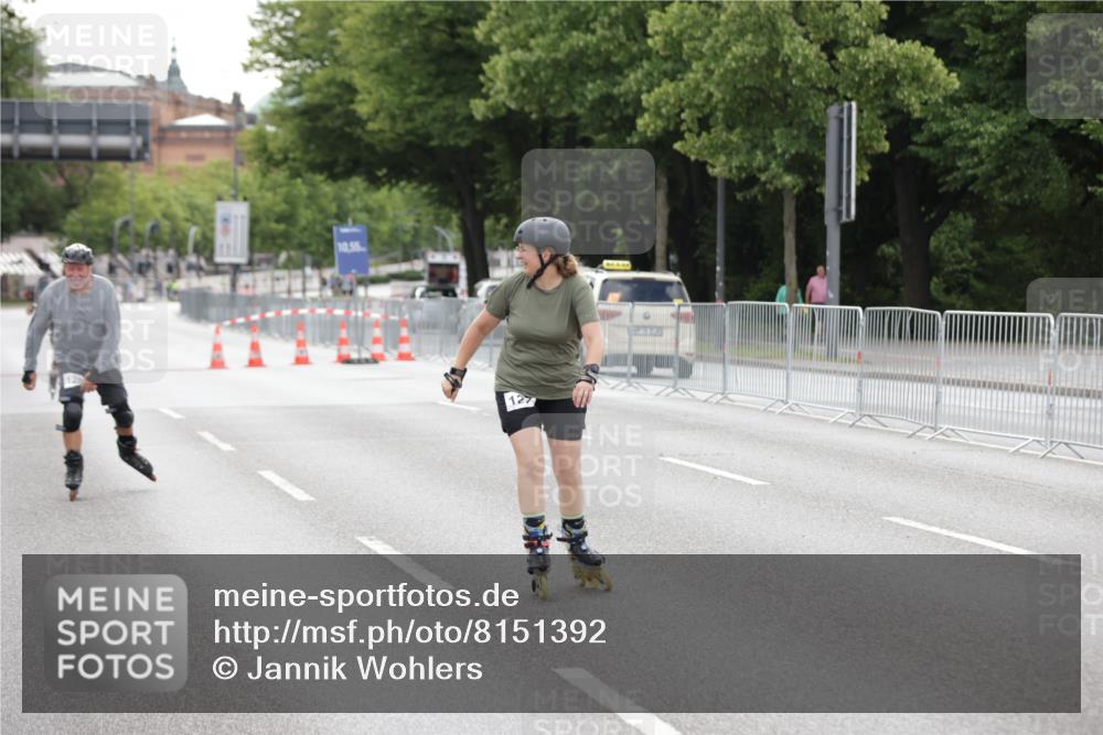 29.06.2025 - hella hamburg halbmarathon Jannik Wohlers http://msf.ph/oto/8151392 29.06.2025 09:21:21 Lombardsbrücke  meine-sportfotos.de