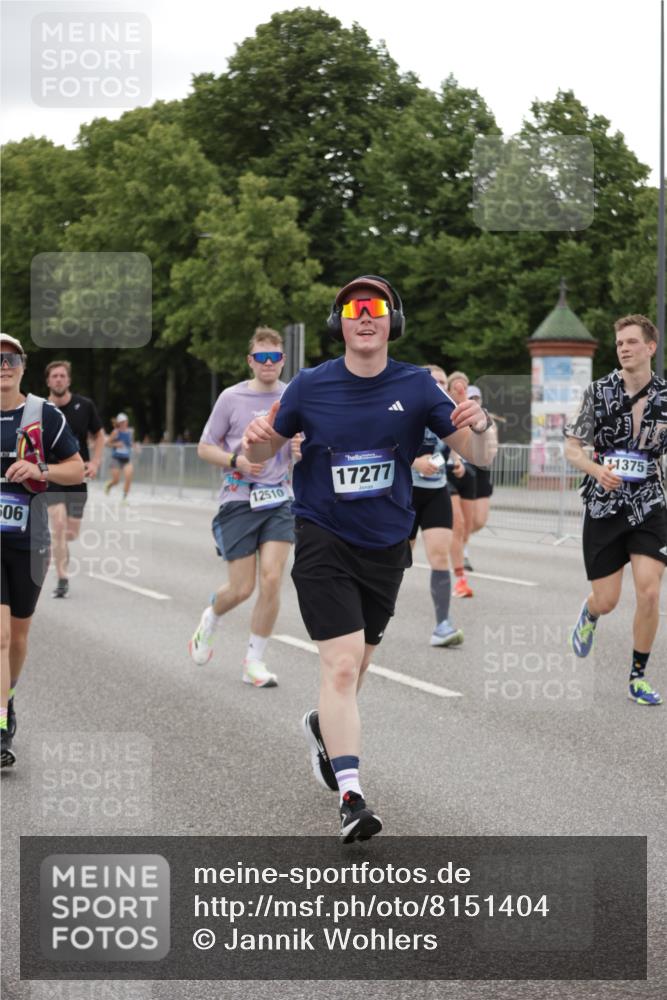 29.06.2025 - hella hamburg halbmarathon Jannik Wohlers http://msf.ph/oto/8151404 29.06.2025 10:51:39 Lombardsbrücke 1418, 1978, 3038, 4087, 4273, 4436, 4598, 4606, 5062, 6456, 6985, 7682, 8194, 8196, 8250, 8251, 8621, 9460, 9590, 9730, 10342, 10533, 10673, 11101, 11126, 11127, 11375, 12510, 12525, 12969, 14215, 14235, 14720, 15128, 16015, 16234, 17253, 17277, 17429, 17902, 18078, 18221, 18615, 18780, 18975 meine-sportfotos.de