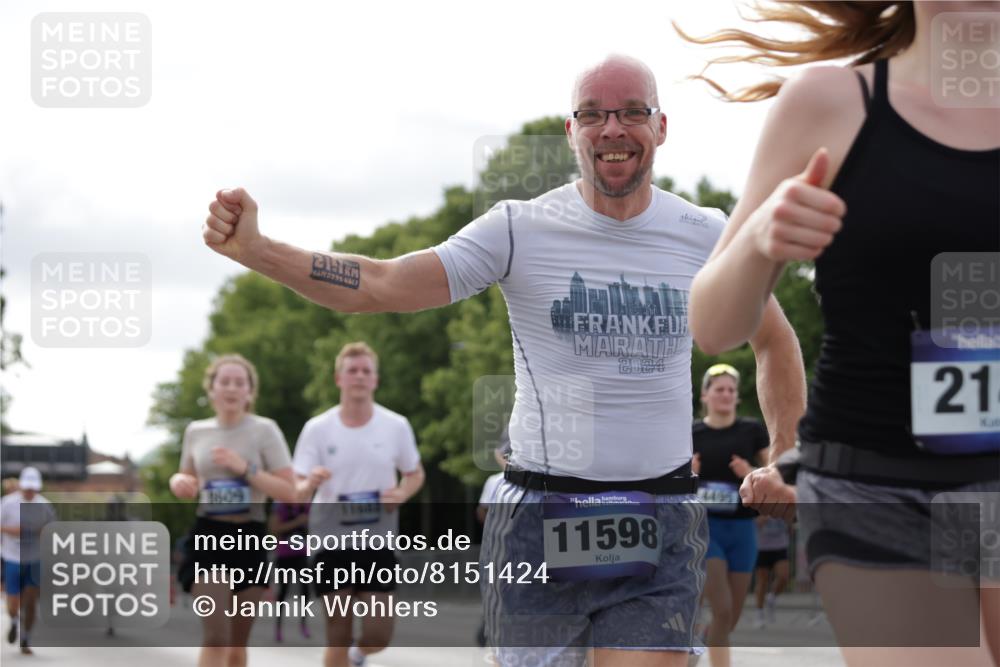29.06.2025 - hella hamburg halbmarathon Jannik Wohlers http://msf.ph/oto/8151424 29.06.2025 10:14:40 Lombardsbrücke 1296, 1379, 1575, 1745, 2140, 2281, 3025, 3507, 3509, 3513, 3844, 4495, 4641, 5608, 5800, 6181, 6248, 6317, 7439, 7881, 8237, 8239, 8275, 8522, 8563, 8609, 8854, 9113, 9911, 9975, 10589, 10717, 10963, 11271, 11598, 11611, 11683, 12634, 13393, 13683, 13881, 14195, 14452, 14617, 14999, 15037, 15038, 16208, 16419, 17128, 17708, 17847, 18015, 18176 meine-sportfotos.de