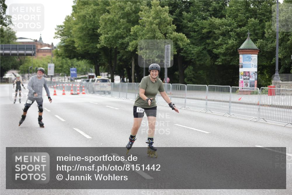 29.06.2025 - hella hamburg halbmarathon Jannik Wohlers http://msf.ph/oto/8151442 29.06.2025 09:21:22 Lombardsbrücke  meine-sportfotos.de
