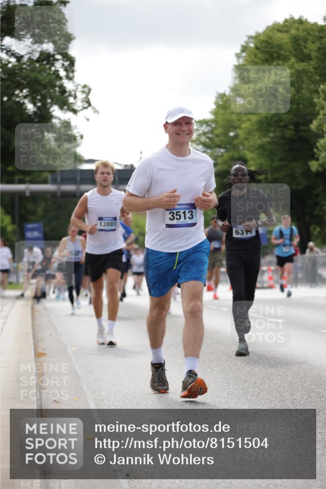 29.06.2025 - hella hamburg halbmarathon Jannik Wohlers http://msf.ph/oto/8151504 29.06.2025 10:14:43 Lombardsbrücke 1296, 1379, 1524, 1575, 1745, 2140, 2281, 3507, 3509, 3513, 3650, 3844, 4495, 4641, 5800, 5986, 6181, 6248, 6317, 7439, 7881, 8237, 8239, 8275, 8522, 8563, 8609, 8854, 9113, 9911, 9975, 10589, 10717, 11271, 11598, 11611, 11683, 12634, 13683, 13881, 14195, 14617, 14999, 15037, 15038, 16208, 16419, 17128, 17708, 17847, 18769, 18800 meine-sportfotos.de
