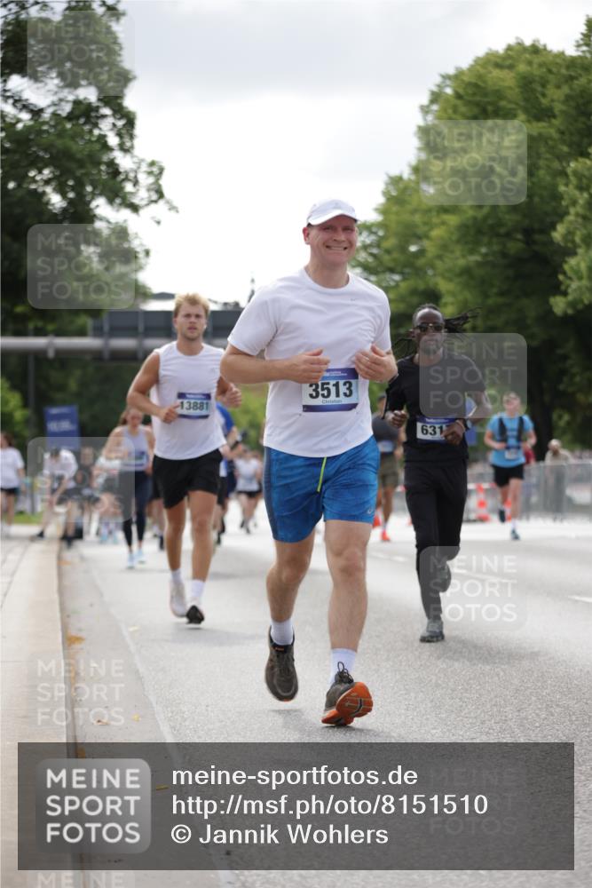 29.06.2025 - hella hamburg halbmarathon Jannik Wohlers http://msf.ph/oto/8151510 29.06.2025 10:14:43 Lombardsbrücke 1296, 1379, 1524, 1575, 1745, 2140, 2281, 3507, 3509, 3513, 3650, 3844, 4495, 4641, 5800, 5986, 6181, 6248, 6317, 7439, 7881, 8237, 8239, 8275, 8522, 8563, 8609, 8854, 9113, 9911, 9975, 10589, 10717, 11271, 11598, 11611, 11683, 12634, 13683, 13881, 14195, 14617, 14999, 15037, 15038, 16208, 16419, 17128, 17708, 17847, 18769, 18800 meine-sportfotos.de