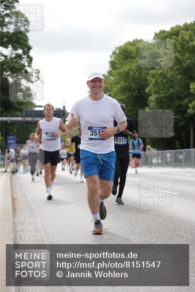 29.06.2025 - hella hamburg halbmarathon Jannik Wohlers http://msf.ph/oto/8151547 29.06.2025 10:14:44 Lombardsbrücke 1296, 1379, 1524, 1575, 1745, 2140, 2281, 3507, 3509, 3513, 3650, 3844, 4495, 4641, 5800, 5986, 6181, 6248, 6317, 7881, 8237, 8239, 8275, 8522, 8563, 8609, 8854, 9113, 9847, 9911, 9975, 10589, 10717, 11271, 11598, 11611, 11683, 12634, 13683, 13881, 14617, 14999, 15037, 15038, 16208, 16419, 17128, 17708, 17847, 18769, 18800, 18939 meine-sportfotos.de