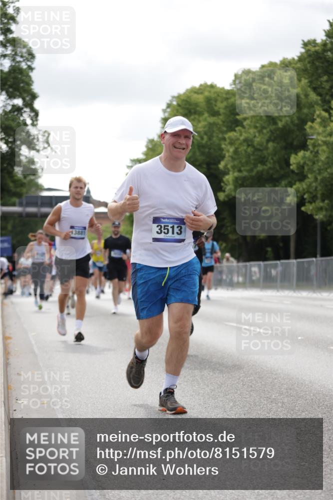 29.06.2025 - hella hamburg halbmarathon Jannik Wohlers http://msf.ph/oto/8151579 29.06.2025 10:14:44 Lombardsbrücke 1296, 1379, 1524, 1575, 1745, 2140, 2281, 3507, 3509, 3513, 3650, 3844, 4495, 4641, 5800, 5986, 6181, 6248, 6317, 7881, 8237, 8239, 8275, 8522, 8563, 8609, 8854, 9113, 9847, 9911, 9975, 10589, 10717, 11271, 11598, 11611, 11683, 12634, 13683, 13881, 14617, 14999, 15037, 15038, 16208, 16419, 17128, 17708, 17847, 18769, 18800, 18939 meine-sportfotos.de
