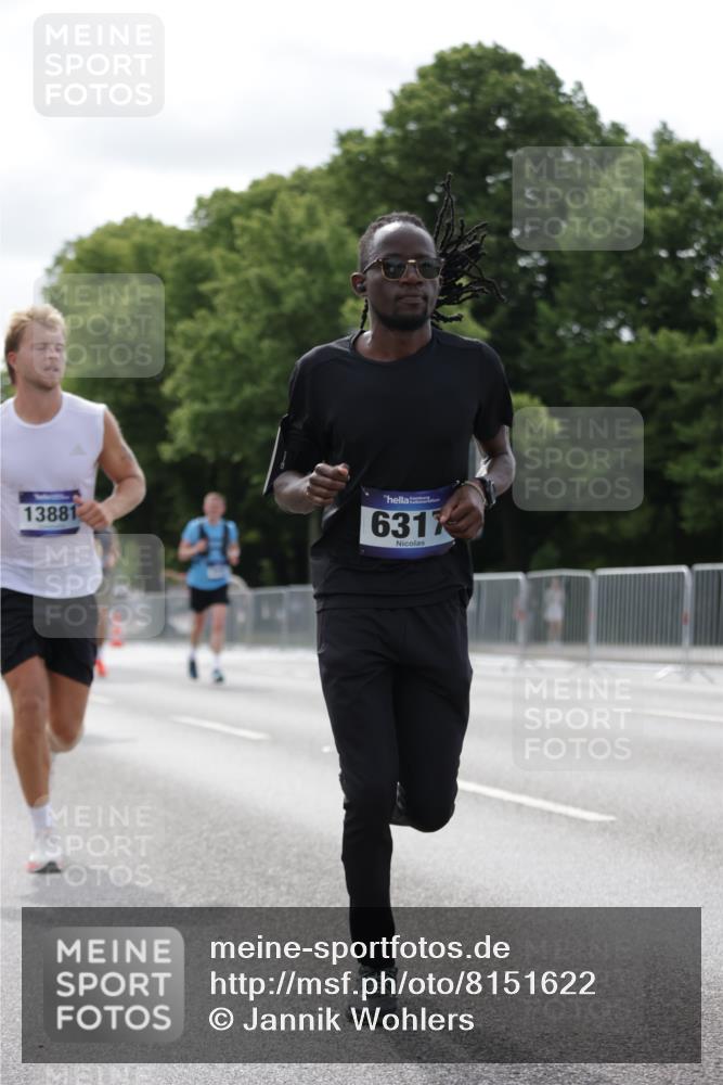 29.06.2025 - hella hamburg halbmarathon Jannik Wohlers http://msf.ph/oto/8151622 29.06.2025 10:14:46 Lombardsbrücke 1296, 1379, 1524, 1575, 1745, 2140, 2281, 3507, 3509, 3513, 3650, 3844, 4495, 4641, 5271, 5800, 5986, 6181, 6248, 6317, 7452, 7881, 8237, 8256, 8275, 8563, 8609, 9113, 9847, 9911, 9975, 10589, 10717, 11271, 11598, 11611, 11683, 12524, 12634, 13683, 13881, 14617, 14999, 15037, 15038, 16208, 16419, 17128, 17708, 17847, 18769, 18800, 18939 meine-sportfotos.de