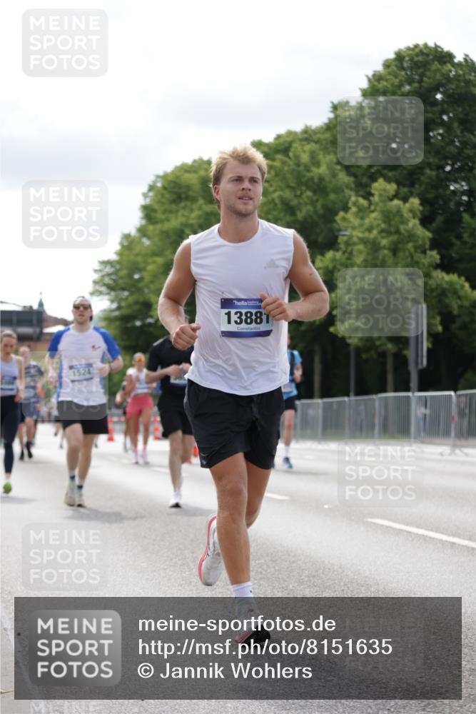 29.06.2025 - hella hamburg halbmarathon Jannik Wohlers http://msf.ph/oto/8151635 29.06.2025 10:14:47 Lombardsbrücke 1296, 1379, 1524, 1575, 1745, 2140, 2281, 3507, 3509, 3513, 3650, 3844, 4495, 4641, 5271, 5800, 5986, 6181, 6248, 6317, 7452, 7881, 8237, 8256, 8275, 8609, 9113, 9847, 9911, 9975, 9997, 10589, 11271, 11598, 11611, 11683, 12524, 12634, 13683, 13881, 14617, 15037, 15038, 16208, 16419, 17128, 17847, 18769, 18800, 18939 meine-sportfotos.de