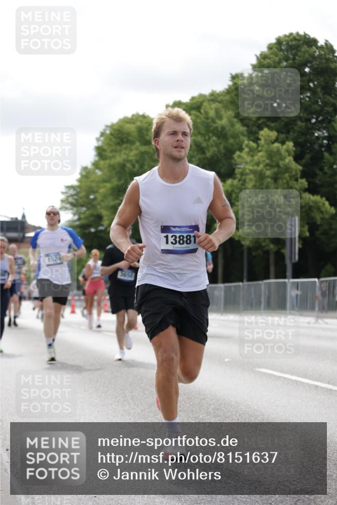 29.06.2025 - hella hamburg halbmarathon Jannik Wohlers http://msf.ph/oto/8151637 29.06.2025 10:14:47 Lombardsbrücke 1296, 1379, 1524, 1575, 1745, 2140, 2281, 3507, 3509, 3513, 3650, 3844, 4495, 4641, 5271, 5800, 5986, 6181, 6248, 6317, 7452, 7881, 8237, 8256, 8275, 8609, 9113, 9847, 9911, 9975, 9997, 10589, 11271, 11598, 11611, 11683, 12524, 12634, 13683, 13881, 14617, 15037, 15038, 16208, 16419, 17128, 17847, 18769, 18800, 18939 meine-sportfotos.de