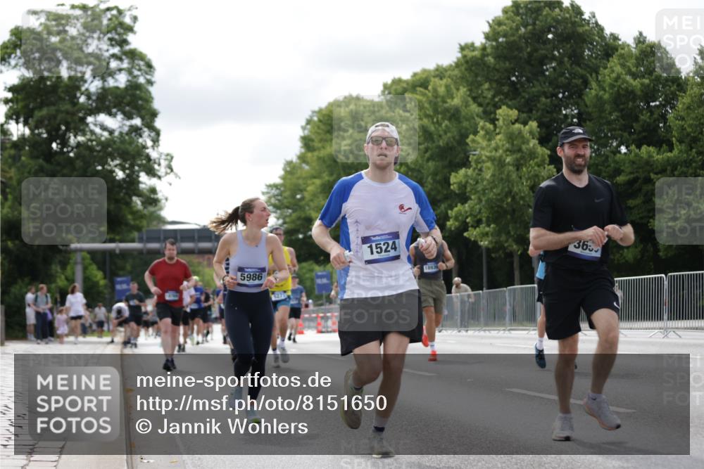29.06.2025 - hella hamburg halbmarathon Jannik Wohlers http://msf.ph/oto/8151650 29.06.2025 10:14:49 Lombardsbrücke 1296, 1524, 1745, 2281, 3513, 3650, 3844, 4495, 5271, 5986, 6317, 7452, 7810, 7881, 8237, 8256, 8275, 8609, 9113, 9847, 9975, 9997, 10589, 11271, 11598, 11683, 12524, 12634, 13683, 13881, 14617, 15037, 15038, 15150, 15740, 16419, 17128, 18769, 18800, 18939, 19027 meine-sportfotos.de