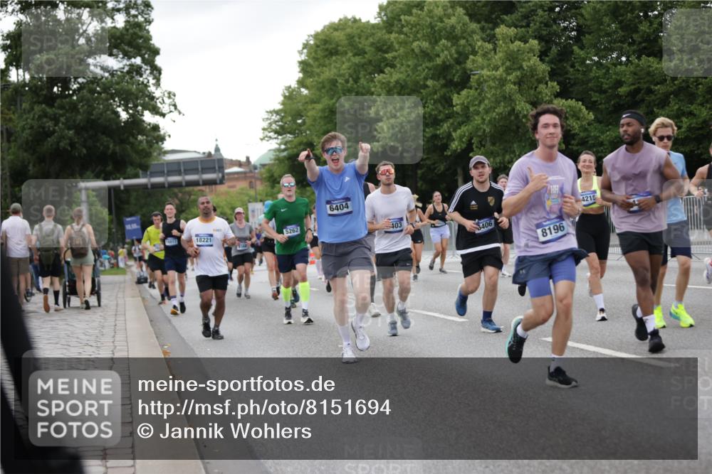 29.06.2025 - hella hamburg halbmarathon Jannik Wohlers http://msf.ph/oto/8151694 29.06.2025 10:51:48 Lombardsbrücke 1418, 1978, 3038, 3645, 4087, 4273, 4436, 4598, 4815, 5062, 5262, 6386, 6403, 6404, 6406, 6456, 6985, 7690, 7691, 8194, 8196, 8250, 8251, 9368, 9460, 9730, 10296, 10342, 10634, 10673, 10884, 11126, 11127, 11375, 11736, 11899, 11974, 12089, 12247, 12510, 12525, 12558, 12969, 13094, 13538, 14215, 14235, 14720, 16234, 16262, 16492, 16752, 16973, 17253, 17277, 17326, 17327, 18078, 18221, 18668, 18756, 18817 meine-sportfotos.de