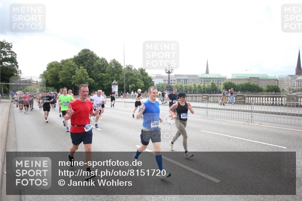 29.06.2025 - hella hamburg halbmarathon Jannik Wohlers http://msf.ph/oto/8151720 29.06.2025 10:35:59 Lombardsbrücke 1102, 1224, 1835, 2124, 3398, 3404, 3428, 3741, 4245, 4442, 4937, 5012, 5246, 5427, 5540, 5573, 5747, 5809, 5919, 6092, 6093, 6190, 6417, 6667, 7111, 7140, 7575, 7576, 7632, 8498, 8530, 8581, 8945, 9115, 9117, 9229, 9918, 9978, 10024, 10112, 10146, 10336, 10341, 10577, 10984, 11541, 11637, 12343, 12493, 13227, 13422, 13445, 13679, 14296, 15234, 15370, 15568, 15676, 15677, 15707, 16239, 18226, 18918 meine-sportfotos.de