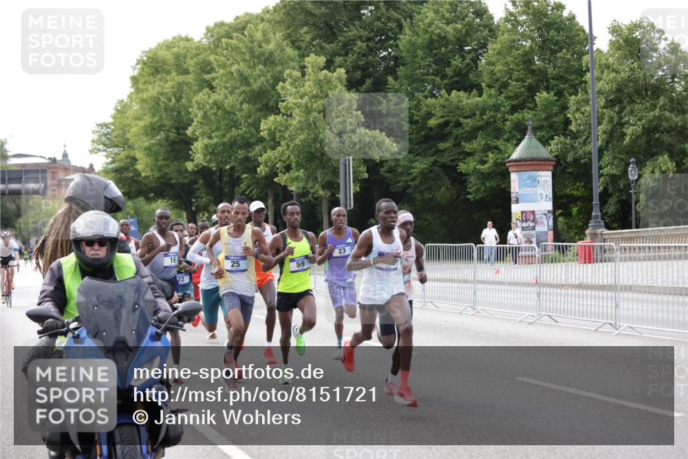 29.06.2025 - hella hamburg halbmarathon Jannik Wohlers http://msf.ph/oto/8151721 29.06.2025 09:30:57 Lombardsbrücke 1, 4, 5, 6, 7, 10, 11, 13, 16, 22, 23, 25, 59 meine-sportfotos.de