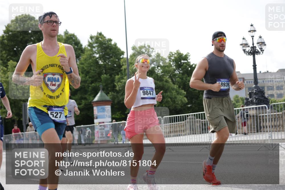 29.06.2025 - hella hamburg halbmarathon Jannik Wohlers http://msf.ph/oto/8151804 29.06.2025 10:14:53 Lombardsbrücke 1296, 1524, 1745, 2281, 2720, 3513, 3650, 4495, 5271, 5986, 6317, 7452, 7809, 7810, 7881, 8237, 8256, 8609, 9307, 9423, 9847, 9975, 9997, 10858, 11683, 12457, 12524, 13453, 13500, 13881, 14617, 15150, 15740, 16040, 17128, 17949, 18203, 18252, 18769, 18800, 18939, 19027 meine-sportfotos.de