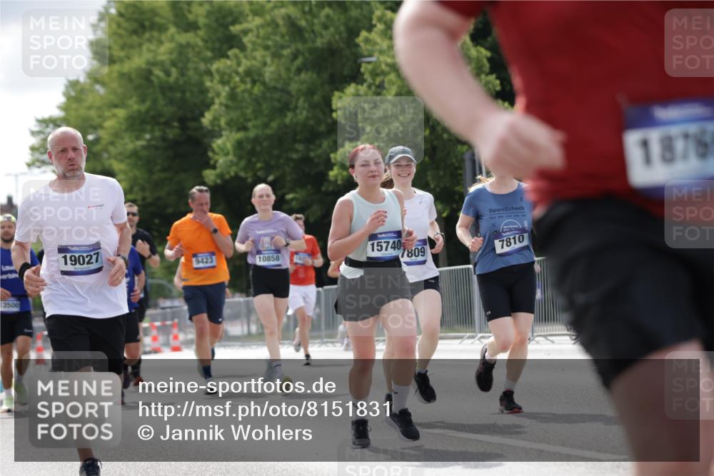29.06.2025 - hella hamburg halbmarathon Jannik Wohlers http://msf.ph/oto/8151831 29.06.2025 10:14:55 Lombardsbrücke 1296, 1524, 1745, 2281, 2720, 3513, 3650, 5271, 5986, 6317, 7452, 7809, 7810, 8237, 8256, 9307, 9423, 9847, 9975, 9997, 10858, 12457, 12521, 12524, 13197, 13453, 13500, 13881, 15150, 15740, 16040, 17128, 17949, 18203, 18252, 18769, 18800, 18939, 19027 meine-sportfotos.de