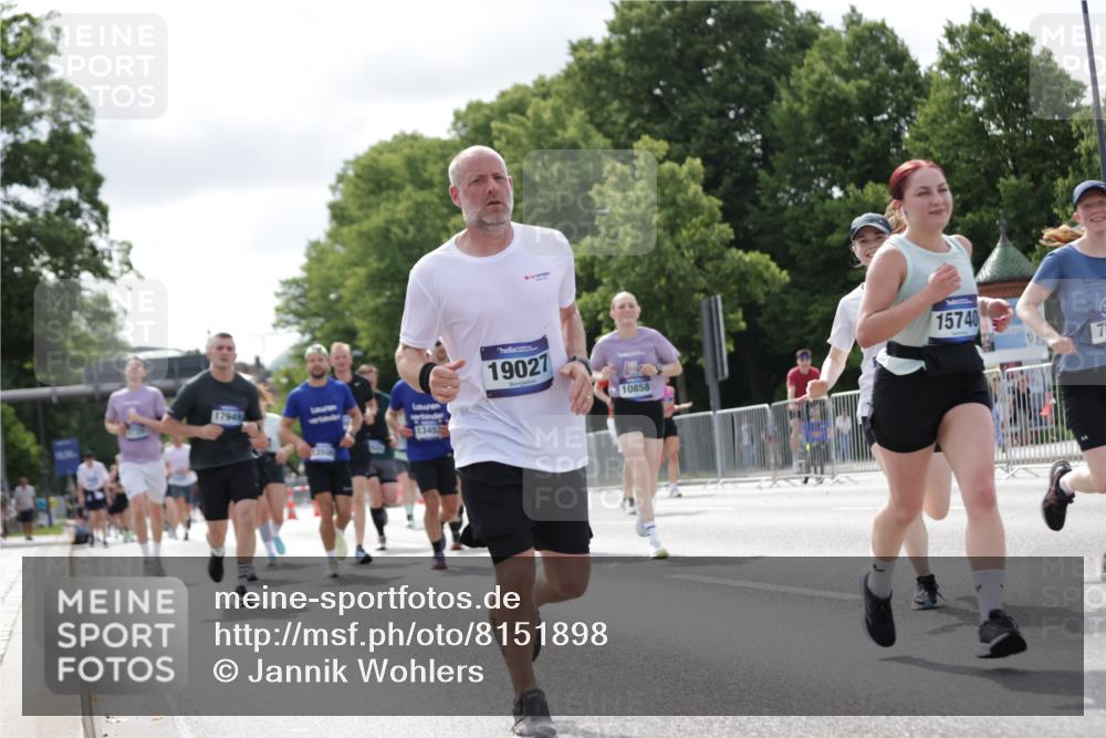 29.06.2025 - hella hamburg halbmarathon Jannik Wohlers http://msf.ph/oto/8151898 29.06.2025 10:14:57 Lombardsbrücke 1524, 2281, 2720, 3513, 3650, 5271, 5739, 5986, 6317, 7452, 7809, 7810, 8256, 9307, 9423, 9847, 9997, 10858, 12457, 12521, 12524, 13197, 13453, 13500, 13881, 15150, 15740, 16040, 17949, 18203, 18252, 18769, 18800, 18939, 19027 meine-sportfotos.de