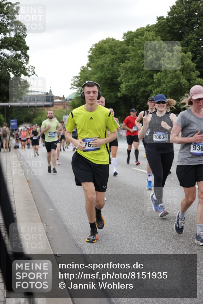29.06.2025 - hella hamburg halbmarathon Jannik Wohlers http://msf.ph/oto/8151935 29.06.2025 10:51:57 Lombardsbrücke 2528, 3645, 4273, 4436, 4815, 5262, 6386, 6403, 6404, 6406, 6671, 6985, 7690, 7691, 7735, 7812, 8194, 8196, 9103, 9368, 9731, 10080, 10296, 10342, 10634, 10884, 11084, 11126, 11127, 11297, 11736, 11899, 11974, 12089, 12247, 12525, 12546, 12558, 13094, 13207, 13208, 13538, 13677, 14215, 14235, 14893, 15205, 16262, 16492, 16752, 16973, 17326, 17327, 18115, 18221, 18633, 18668, 18756, 18817 meine-sportfotos.de