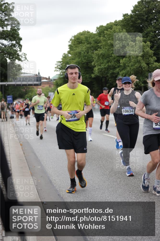 29.06.2025 - hella hamburg halbmarathon Jannik Wohlers http://msf.ph/oto/8151941 29.06.2025 10:51:57 Lombardsbrücke 2528, 3645, 4273, 4436, 4815, 5262, 6386, 6403, 6404, 6406, 6671, 6985, 7690, 7691, 7735, 7812, 8194, 8196, 9103, 9368, 9731, 10080, 10296, 10342, 10634, 10884, 11084, 11126, 11127, 11297, 11736, 11899, 11974, 12089, 12247, 12525, 12546, 12558, 13094, 13207, 13208, 13538, 13677, 14215, 14235, 14893, 15205, 16262, 16492, 16752, 16973, 17326, 17327, 18115, 18221, 18633, 18668, 18756, 18817 meine-sportfotos.de