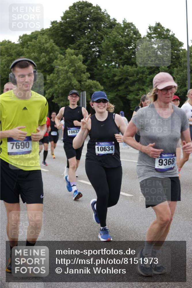 29.06.2025 - hella hamburg halbmarathon Jannik Wohlers http://msf.ph/oto/8151973 29.06.2025 10:51:58 Lombardsbrücke 2528, 3645, 4436, 4815, 5262, 6386, 6403, 6404, 6406, 6671, 6985, 7690, 7691, 7735, 7812, 8194, 8196, 9103, 9368, 9731, 10080, 10296, 10342, 10634, 10884, 11084, 11126, 11127, 11297, 11736, 11899, 11974, 12089, 12247, 12525, 12546, 12558, 13094, 13207, 13208, 13538, 13677, 14215, 14235, 14893, 15205, 16262, 16492, 16752, 16973, 17326, 17327, 18115, 18221, 18633, 18668, 18756, 18817 meine-sportfotos.de